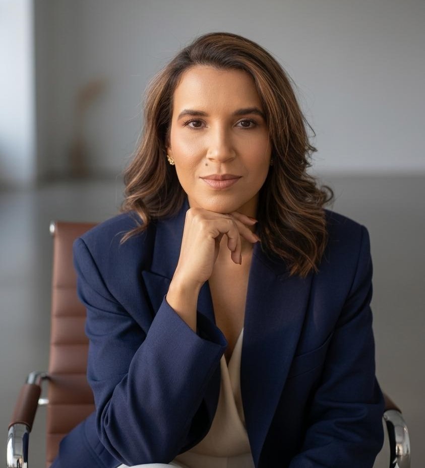 Núbia Teixeira - Assistência Técnica